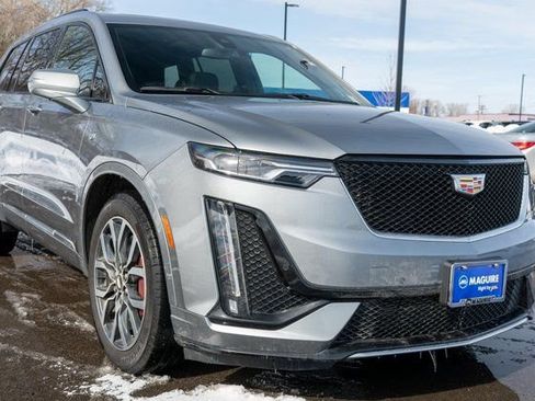 Used 2025 Cadillac XT6 Sport AWD/4WD image 4