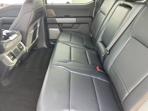 Used 2025 Ford F150 Lariat w/ Equipment Group 501A Mid image 13