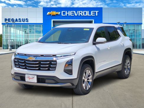 New 2027 Chevrolet Equinox LT FWD image 2