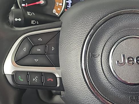 Used 2018 Jeep Compass Limited w/ Navigation Group AWD/4WD image 14