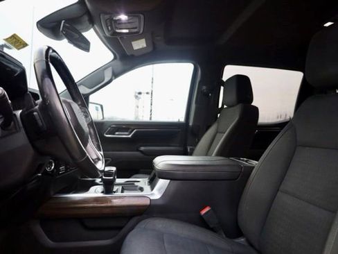 Used 2023 Chevrolet Silverado 1500 LT Trail Boss w/ Protection Package image 17