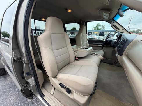 Used 2005 Ford F350 XL AWD/4WD image 17