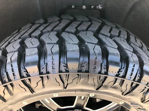 Used 2015 Chevrolet Silverado 1500 LT w/ Rally 2 Edition AWD/4WD image 9