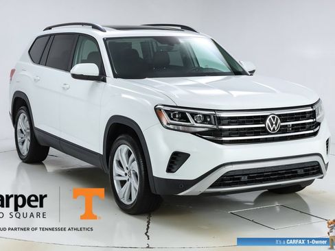 Used 2023 Volkswagen Atlas SE w/ Panoramic Sunroof Package FWD image 15