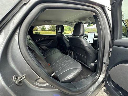 Used 2021 Ford Mustang Mach-E Select image 17