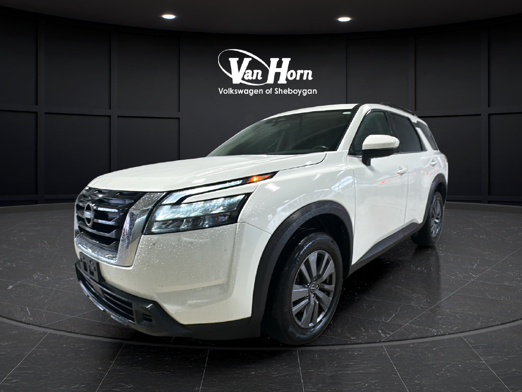 Used 2025 Nissan Pathfinder SV AWD/4WD image 3