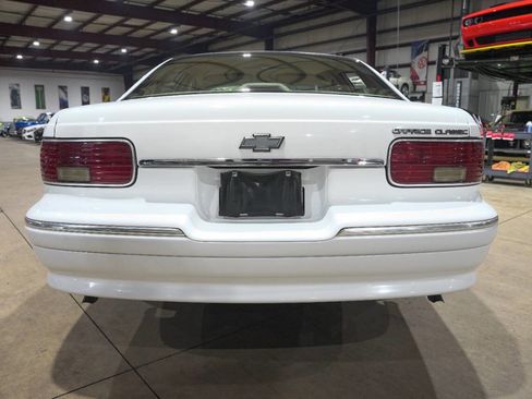 Used 1996 Chevrolet Impala SS image 7