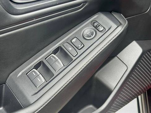 Used 2025 Honda Accord Sport image 19