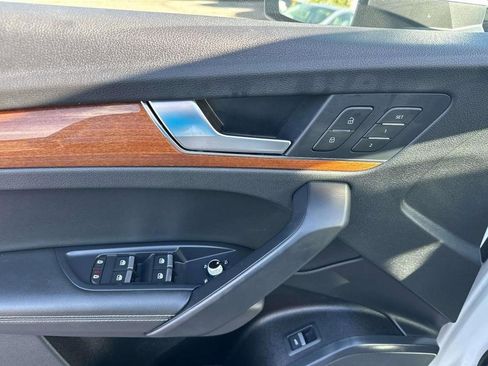 Used 2022 Audi Q5 2.0T Premium Plus image 21