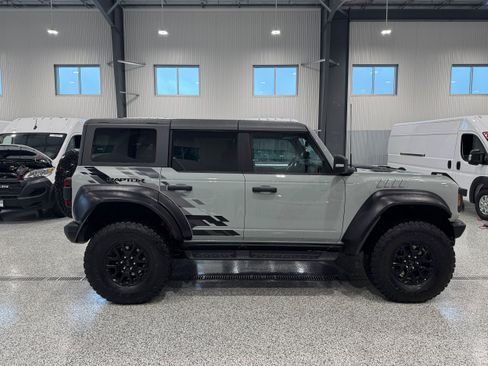 Used 2023 Ford Bronco Raptor AWD/4WD image 3