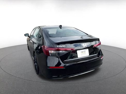 Used 2025 Honda Civic Sport image 11