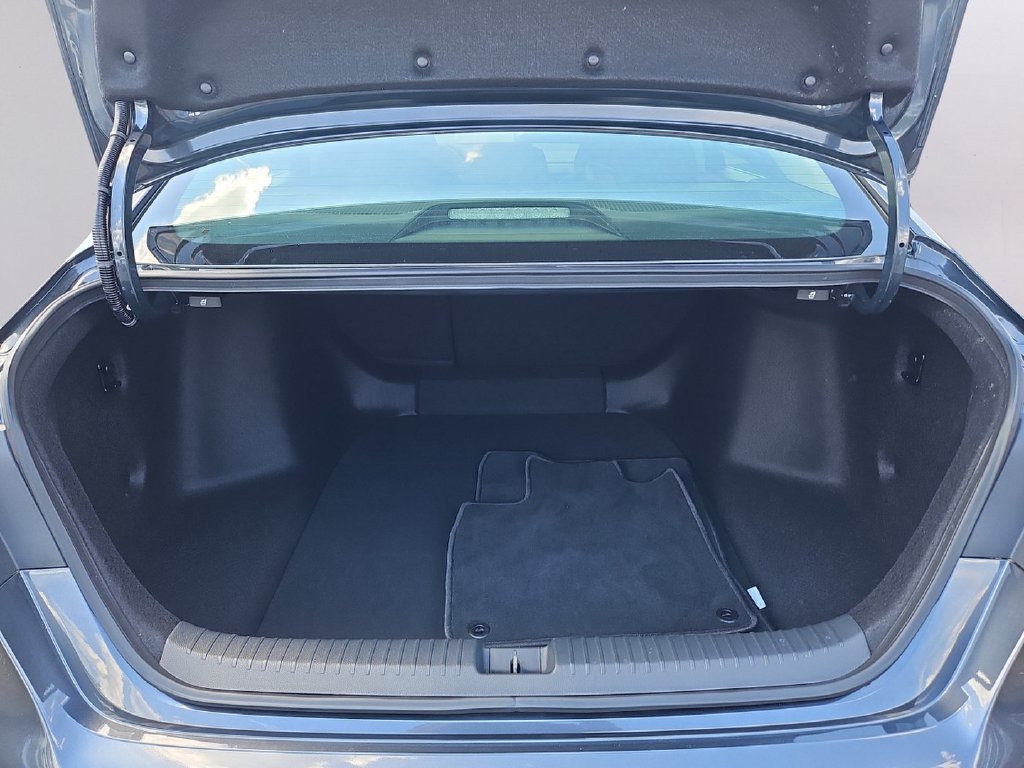 Certified 2024 Honda Accord EX image 30