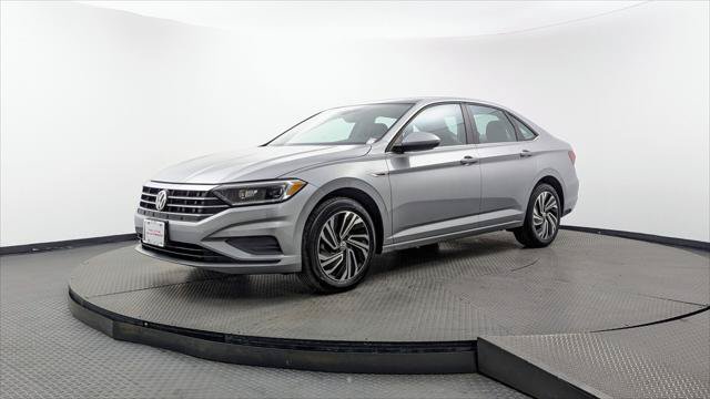 Used 2020 Volkswagen Jetta SEL FWD image 2