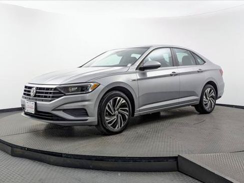 Used 2020 Volkswagen Jetta SEL FWD image 2