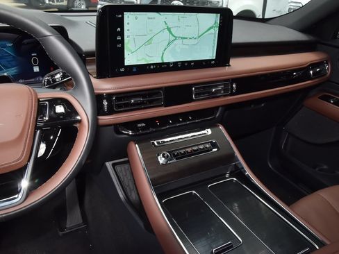 New 2026 Lincoln Aviator Reserve RWD image 28