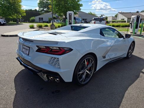 Used 2022 Chevrolet Corvette Stingray Preferred Conv w/ Battery Protection Package RWD image 5