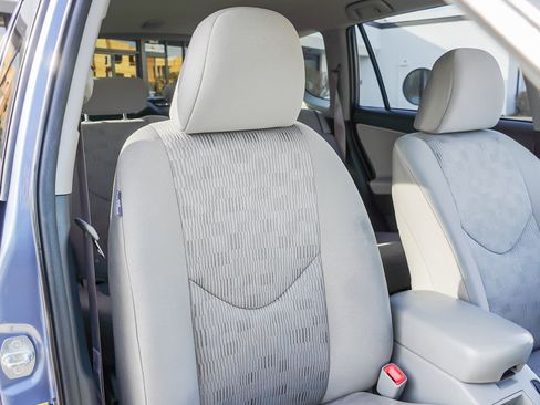 Used 2009 Toyota RAV4 4WD image 23