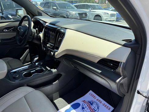 Used 2022 Chevrolet Traverse Premier w/ LPO, Blackout Package image 24