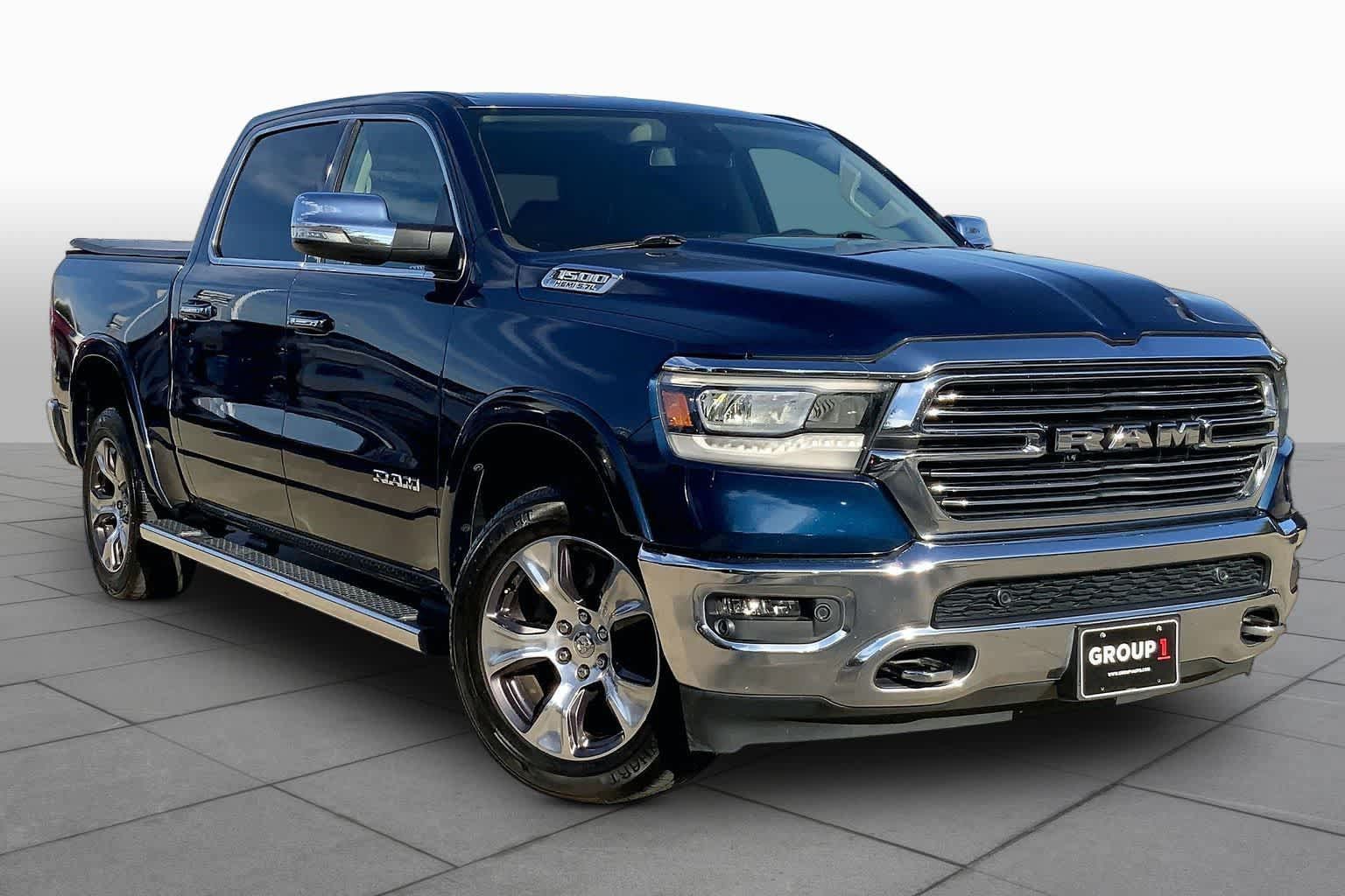 Used 2019 RAM 1500 Laramie AWD/4WD image 3