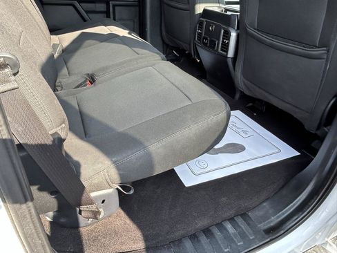 Used 2019 Ford F150 XLT w/ Equipment Group 302A Luxury AWD/4WD image 11