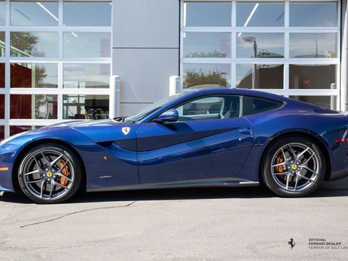 Used 2017 Ferrari F12 Berlinetta RWD image 2