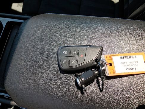 Used 2025 Chevrolet Blazer EV RS AWD/4WD image 29