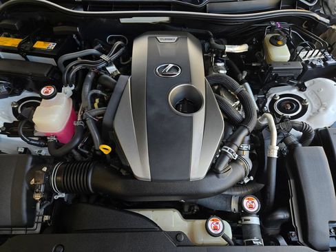 Used 2017 Lexus IS 200t F Sport w/ F Sport Package RWD image 37