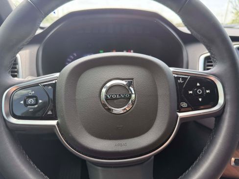 Certified 2024 Volvo XC90 T8 Plus AWD/4WD image 15