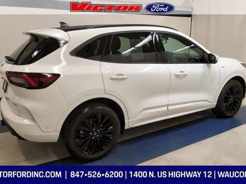 Used 2023 Ford Escape ST-Line Elite w/ Premium Technology Package image 4