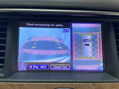 Used 2014 INFINITI QX80 4WD w/ Theater Package image 30