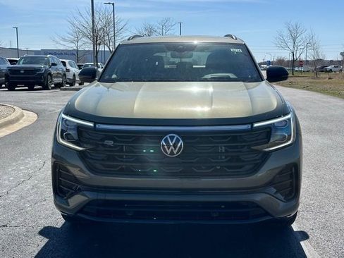 New 2026 Volkswagen Atlas Cross Sport SEL R-Line AWD/4WD image 2