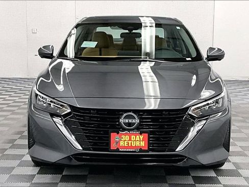 New 2025 Nissan Sentra SV w/ SV Premium Package image 17