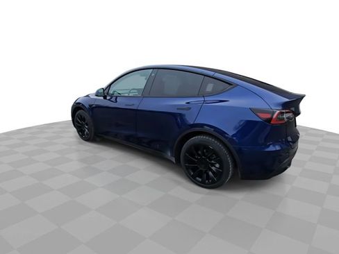 Used 2023 Tesla Model Y Long Range image 6