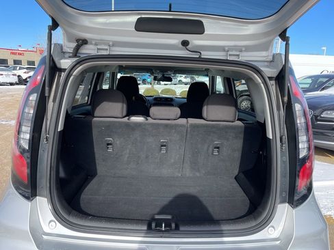 Used 2019 Kia Soul image 13