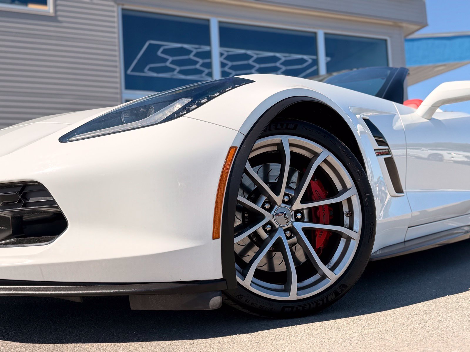 Used 2017 Chevrolet Corvette Grand Sport RWD image 16
