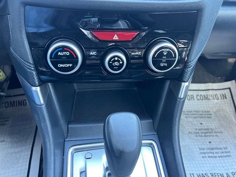 Used 2022 Subaru Forester Premium image 23