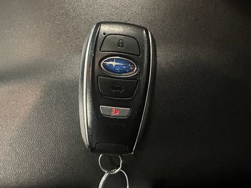 Used 2021 Subaru Crosstrek 2.0i Premium w/ Moonroof Package AWD/4WD image 16