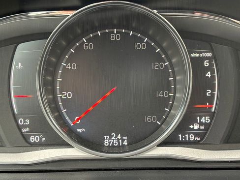 Used 2017 Volvo S60 T5 Dynamic w/ Vision Package image 24