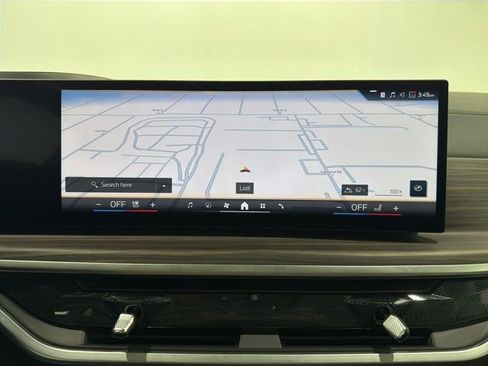 Used 2026 BMW X7 xDrive40i w/ Premium Package image 37