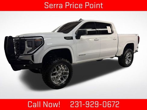 Used 2024 GMC Sierra 1500 Elevation AWD/4WD image 1