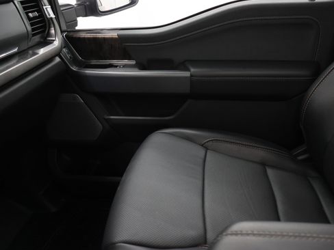 Used 2024 Ford F250 Lariat w/ Lariat Ultimate Package AWD/4WD image 13