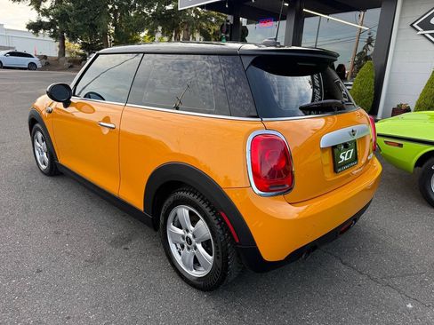 Used 2014 MINI Cooper 2-Door Hardtop FWD image 3