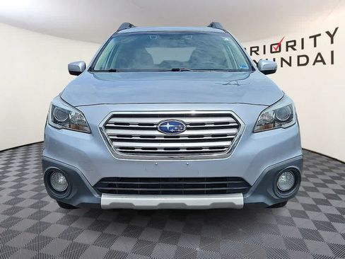 Used 2016 Subaru Outback 2.5i Limited AWD/4WD image 2