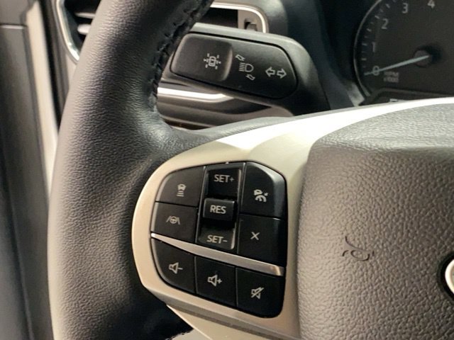 Certified 2024 Ford Explorer Limited w/ Limited Technology Package AWD/4WD image 39