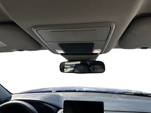 Used 2025 Honda CR-V LX image 17