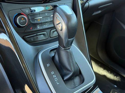 Certified 2017 Ford C-MAX Energi Titanium image 12