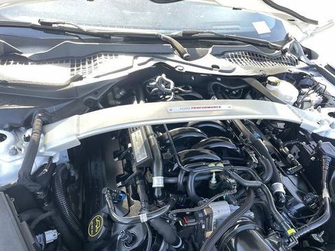 Used 2019 Ford Mustang Shelby GT350 w/ Technology Package image 37