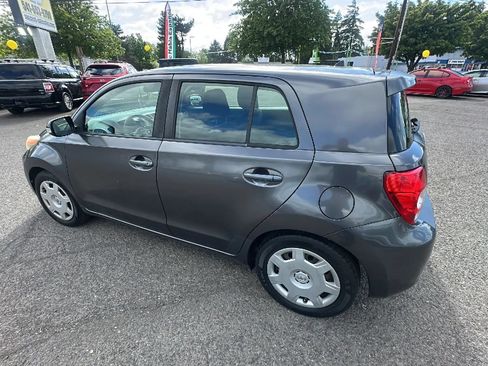 Used 2011 Scion xD FWD image 6