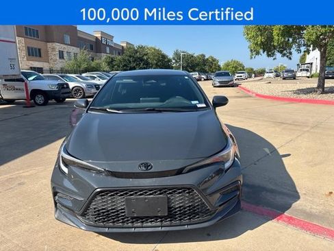 Used 2024 Toyota Corolla SE FWD image 2