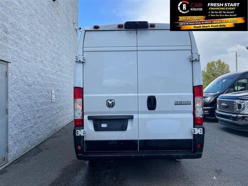 Used 2025 RAM ProMaster 3500 w/ Convenience Group image 5